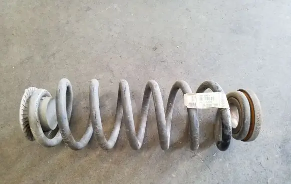Jeep Cherokee Rear coil spring 68157879AB