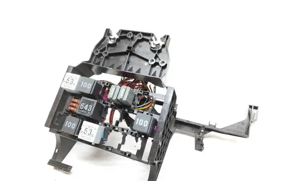 Volkswagen Polo V 6R Fuse module 6Q7971615