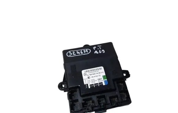 Mercedes-Benz A W169 Door control unit/module A1698207426 05072372
