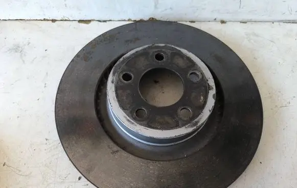 Ford Mustang VI Front brake disc
