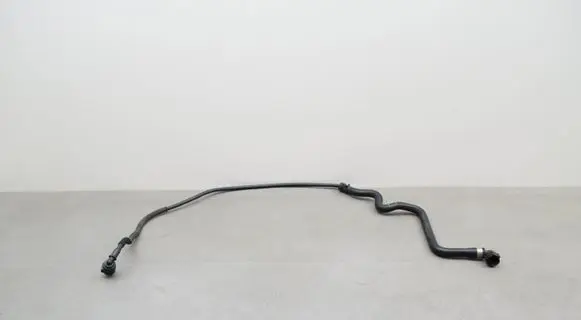 BMW X1 F48 F49 Engine coolant pipe/hose 7646898 7646896