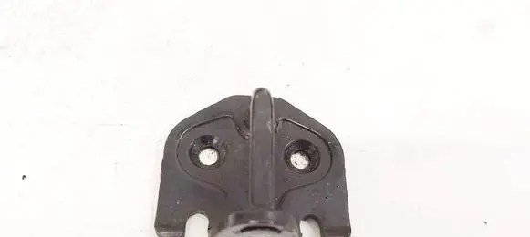 Ford Focus Front door lock loop/hook striker 3M51R21982BF 3M51-R21982-BF