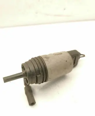 BMW 7 E65 E66 Windscreen/windshield washer pump 6934159 23557610