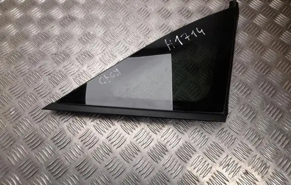 Hyundai Tucson TL Rear side window 87820N70