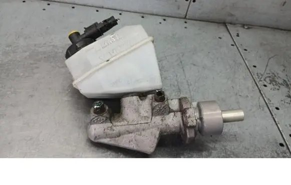 Renault Clio II Master brake cylinder 