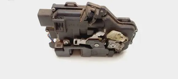 Audi A6 S6 C5 4B Front door lock 4O1837016