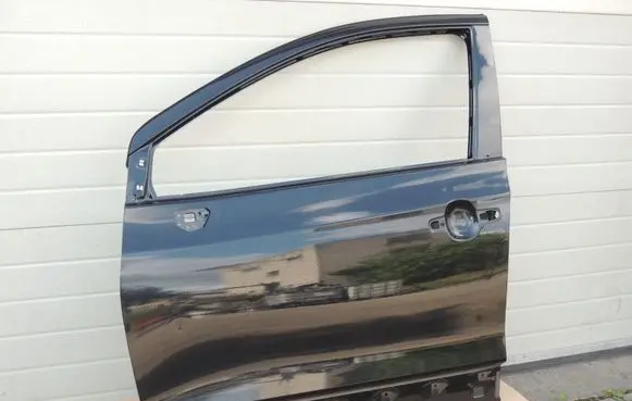 Suzuki SX4 S-Cross Front door 6800261M00