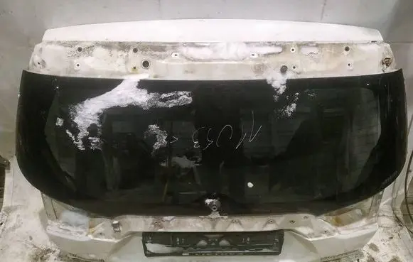 Mitsubishi Outlander Tailgate/trunk/boot lid BALTAS
