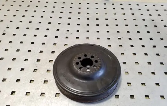 Audi A6 S6 C4 4A Crankshaft pulley 078105255D
