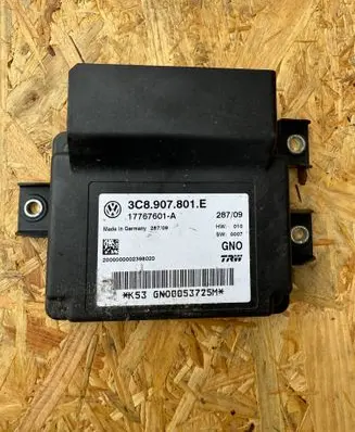 Volkswagen PASSAT B6 Hand brake control module 3C8907801E