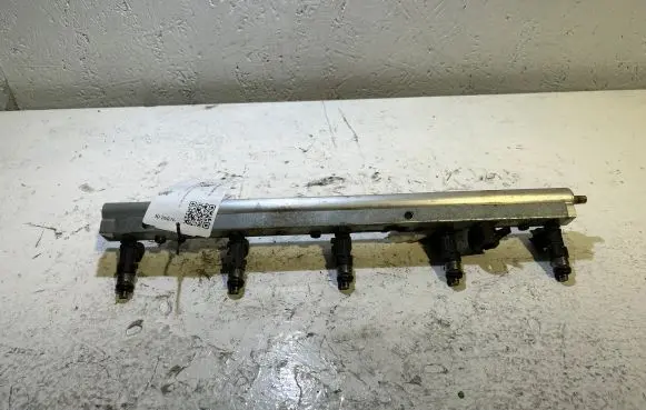 Volvo S60 Fuel main line pipe