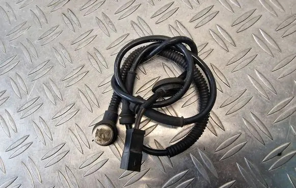 Audi A4 S4 B5 8D ABS brake wheel speed sensor 8D0927803
