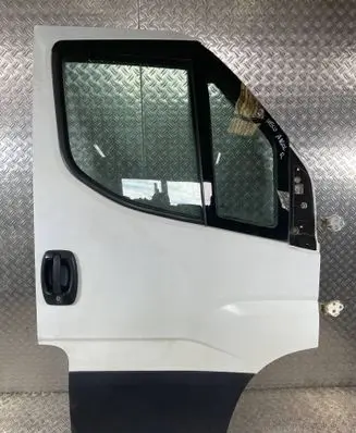 Iveco Daily 6th gen Front door 