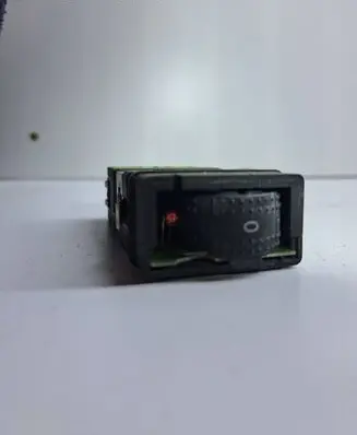 Volkswagen PASSAT B5.5 Seat heating switch 3B0963564C