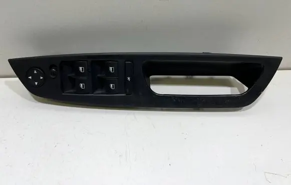 BMW X5 E70 Electric window control switch 9122116 07W11A04