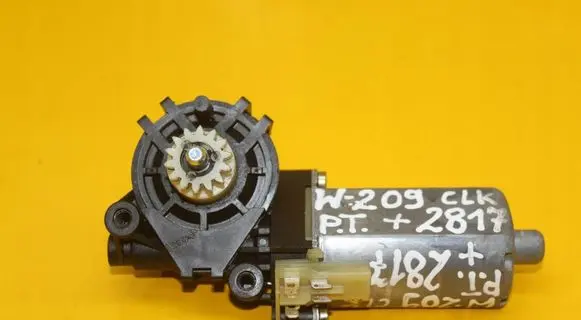 Mercedes-Benz CLK A209 C209 Seat belt adjustment motor 