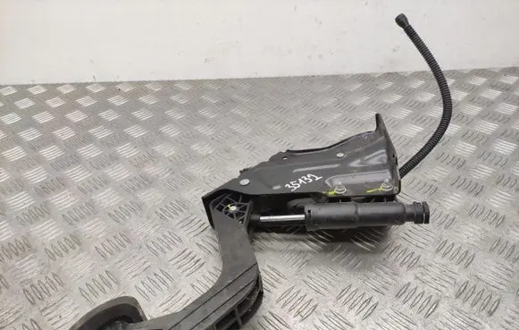 Clutch pedal