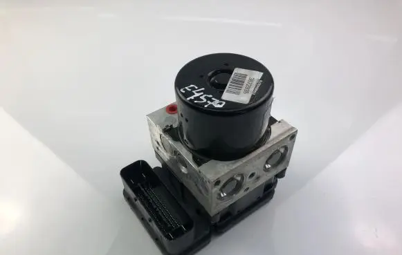 Volvo V60 ABS Pump 28526258303