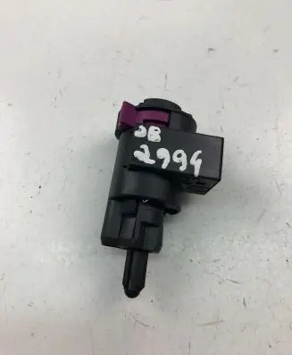 Audi A6 S6 C6 4F Brake pedal sensor switch 4F0945459B