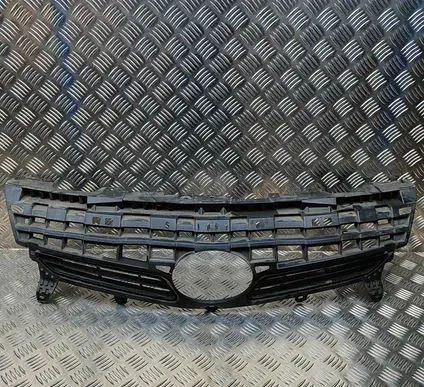 Toyota Prius (XW30) Front grill 5311147040