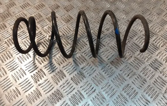 Toyota Yaris Front coil spring