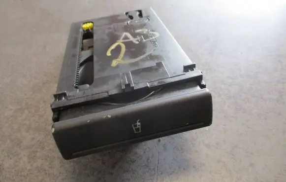 Audi A3 S3 8L Cup holder 8L0862534C