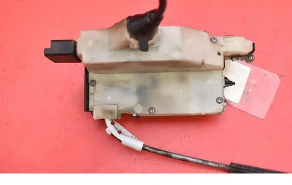 Citroen C4 II Rear door lock