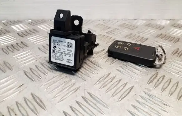 Volvo V40 Ignition lock 28227917 AH4N15607AE