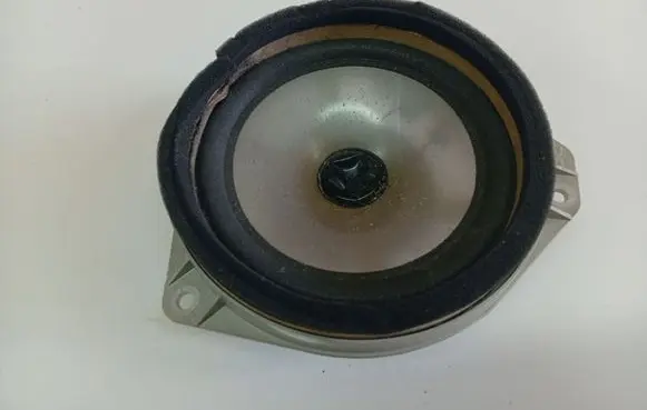 Subaru B9 Tribeca Front door speaker 86301XA04A