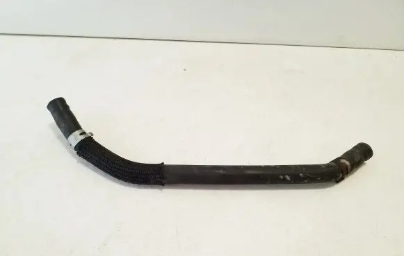 Lexus CT 200H Engine coolant pipe/hose