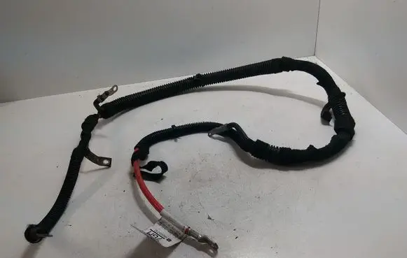 Opel Insignia A Positive cable (battery) 55582510