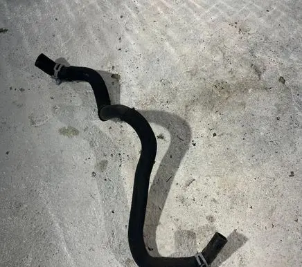 Volvo V40 Engine coolant pipe/hose 31368675