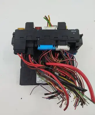 Mercedes-Benz C W203 Fuse module 2035452901 5DK00848542