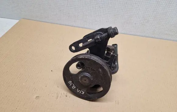 KIA Rio Power steering pump