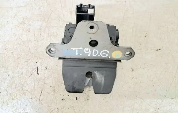 Volvo V50 Tailgate/trunk/boot lock/catch/latch