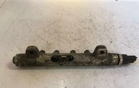 Fuel main line pipe