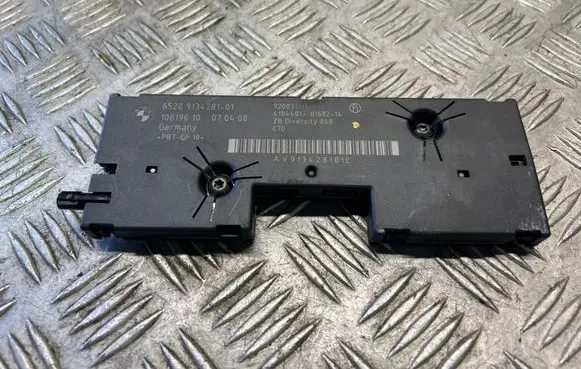 BMW X5 E70 Aerial antenna amplifier 9134281