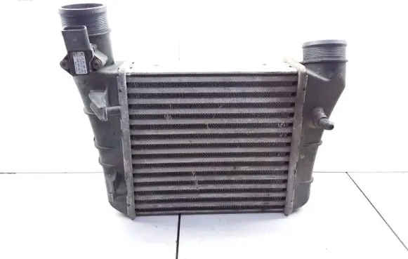 Audi A4 S4 B7 8E 8H Intercooler radiator 8E0145805AA 3229440
