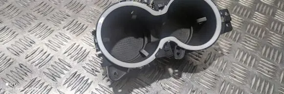 Cup holder front