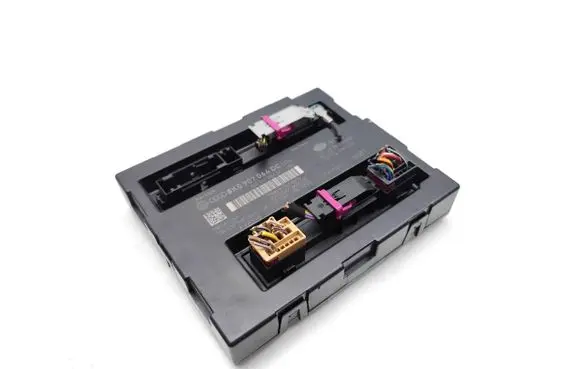 Audi A5 8T 8F Comfort/convenience module 8K0907064DC