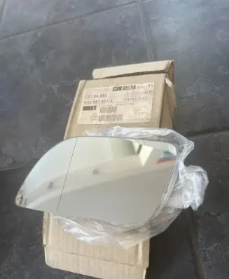 Volkswagen Polo Wing mirror glass 6Q0857521A 20757877