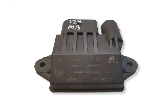 Mercedes-Benz E W211 Glow plug pre-heat relay A6429007801