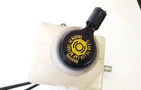 Land Rover Range Rover Sport L320 Brake fluid reservoir 74471269c 74471269-c