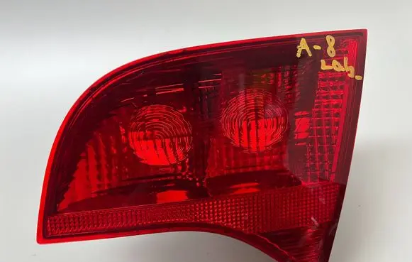 Audi A4 S4 B7 8E 8H Tailgate rear/tail lights 8E9945094 8E9945094A 749002