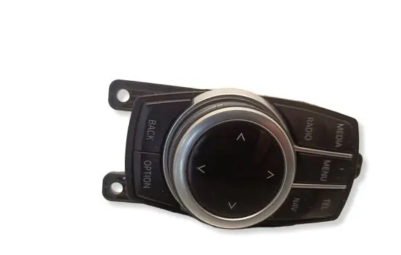 BMW 2 F46 Head unit multimedia control 6820848 19226310 0000127819