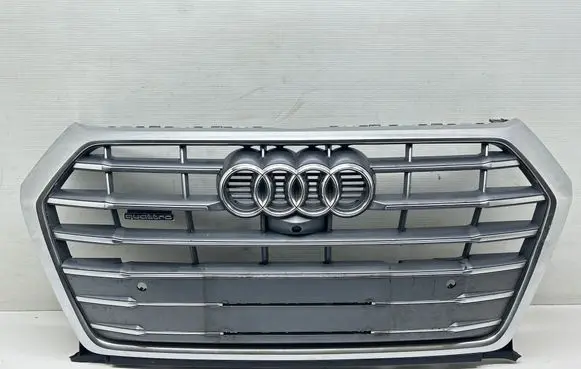Audi Q5 SQ5 Front bumper upper radiator grill 80A853651C 80A853651E 80A807647A