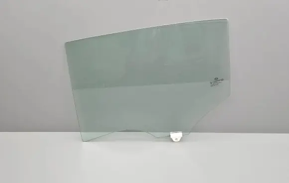 Mazda 3 III Rear door window glass E1143R0018 BHN972512 AS2