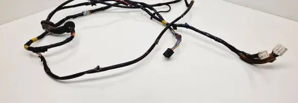 Subaru Forester SG Tailgate/trunk wiring harness 81812SA010 0625030152