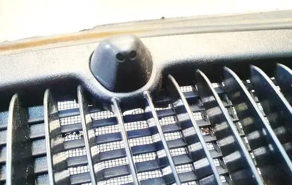 Chrysler Voyager Windshield washer spray nozzle 