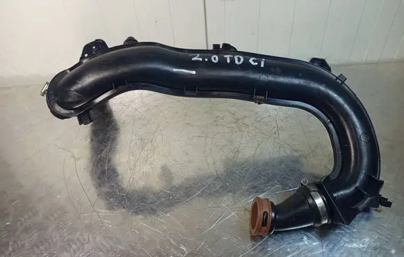 Ford C-MAX I Intercooler hose/pipe AV619C623B